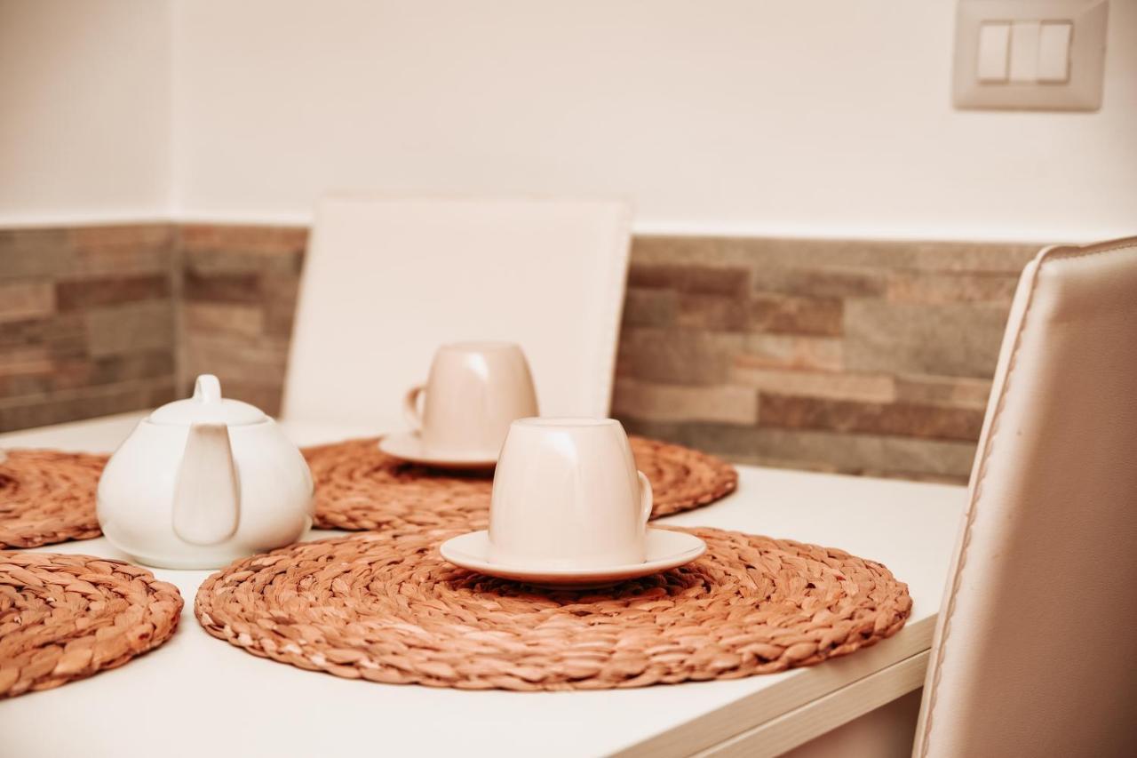 Casali - Apulian Charming Apartment バーリ エクステリア 写真